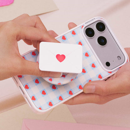 Berry Sweet Gingham — iPhone 16 Pro MagSafe Case - US 67162